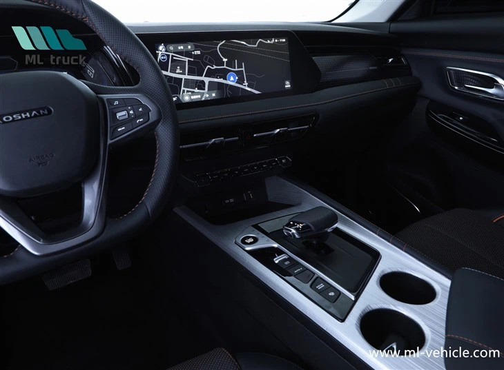 ChangAn Oshan X7