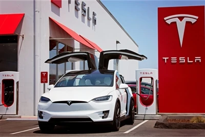 Tseem RMB 90,000 Nqis dua li Suav Version? Tesla txo tus nqi tsheb hauv Asmeskas