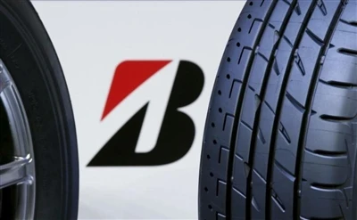 Bridgestone tab tom tawm hauv Russia thiab muag nws cov cuab tam rau S8 peev