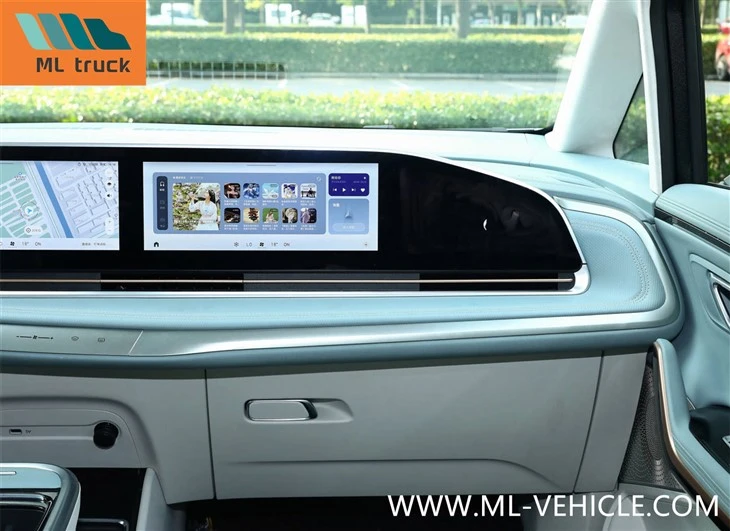 SAIC Maxus MIFA 9