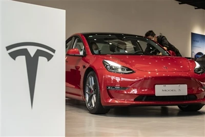 Tesla Tuam Tshoj Cov Qauv Kev Paub Tus nqi txo