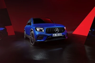Risk Ntawm Nres Nres Fluid Leakage: Mercedes-Benz Recalls Qee Lub Tsheb Ntshu...