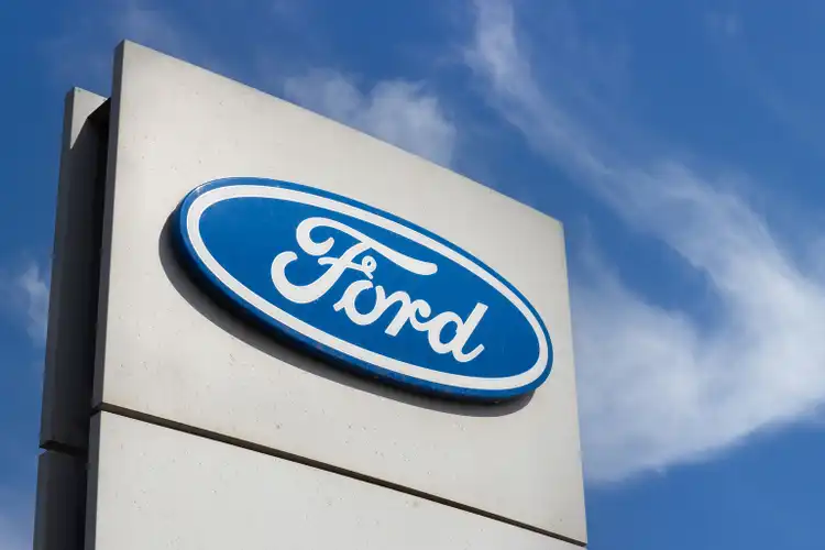 Ford Tshaj Tawm Q3 Cov Nyiaj Tau Los Ntawm 328.2 Billion Yuan, Hybrid Tsheb M...