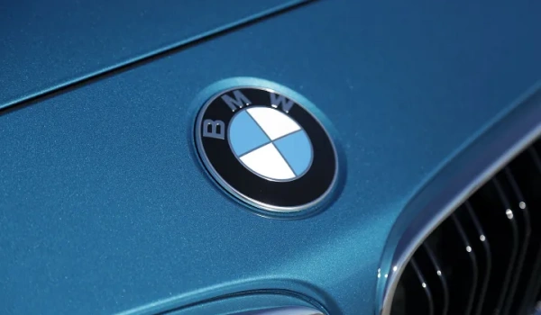 BMW los them tus nqi tariff rau Mexico -Ua tsheb